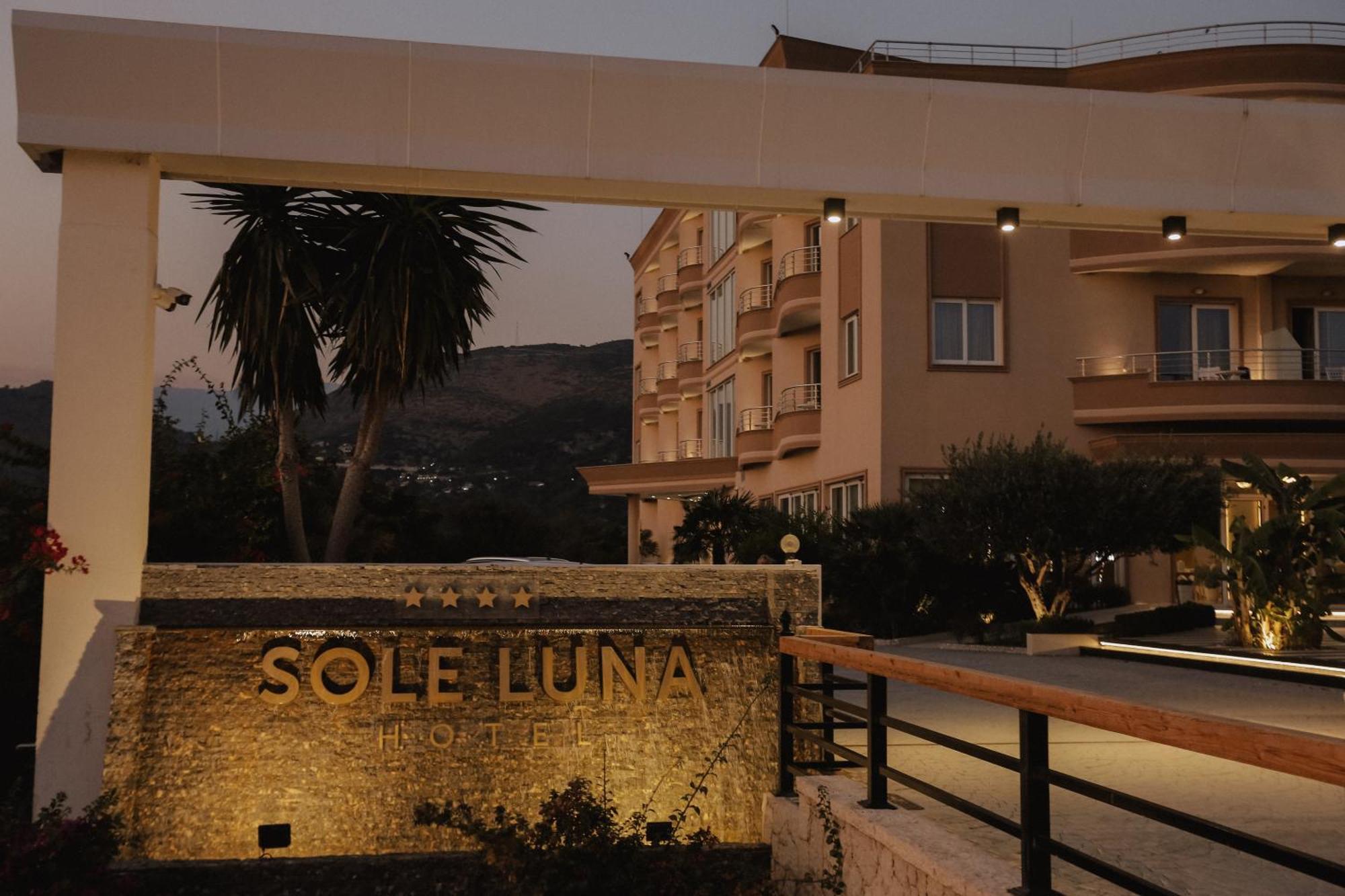 Sole Luna Hotel Borsh Exterior photo